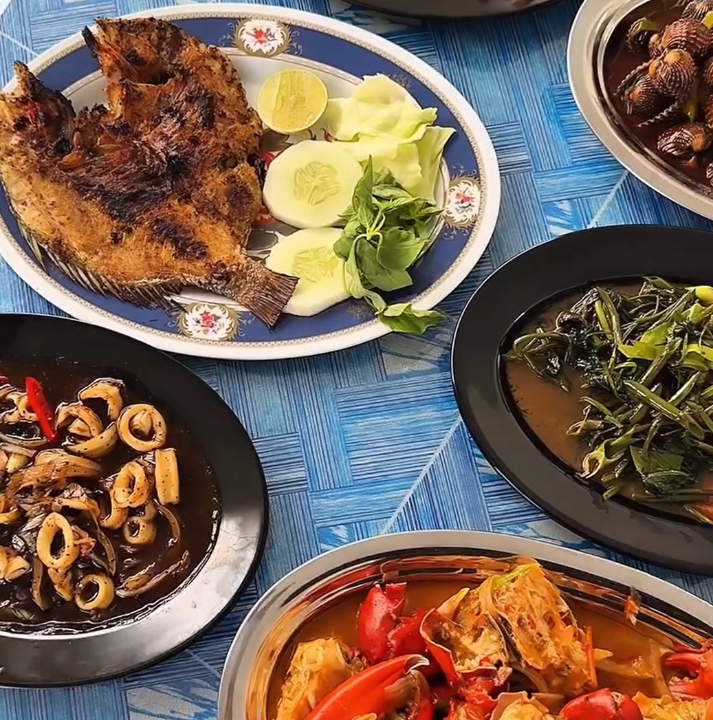 Naroy - Rumah Makan Bakaran dan Seafood Balikpapan - Image 3